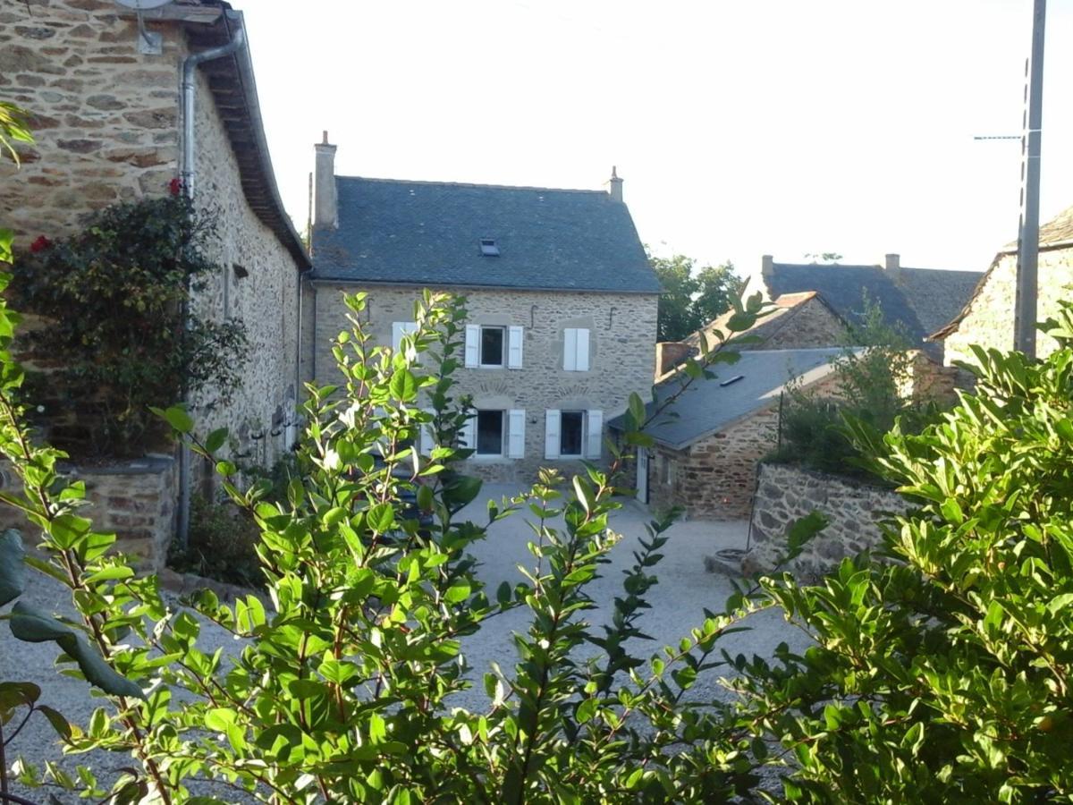 Chambres D'Hotes De Campagnet Moyrazes Exterior photo