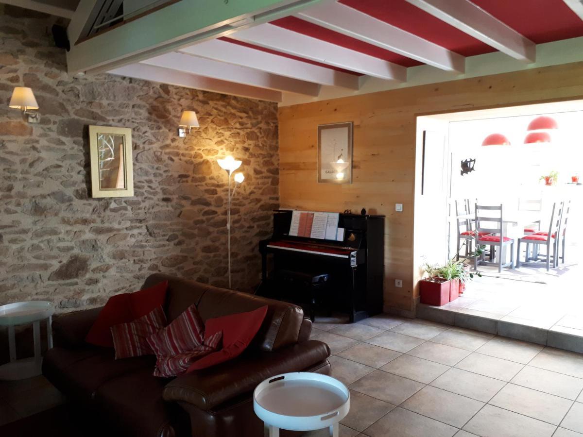 Chambres D'Hotes De Campagnet Moyrazes Exterior photo